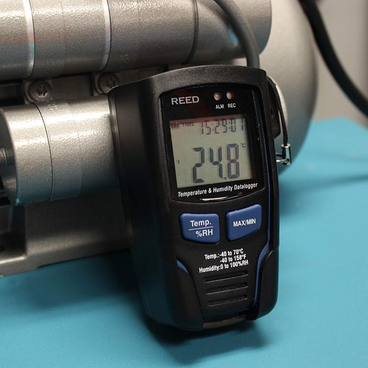 Product Image of Temperature and Humidity Datalogger